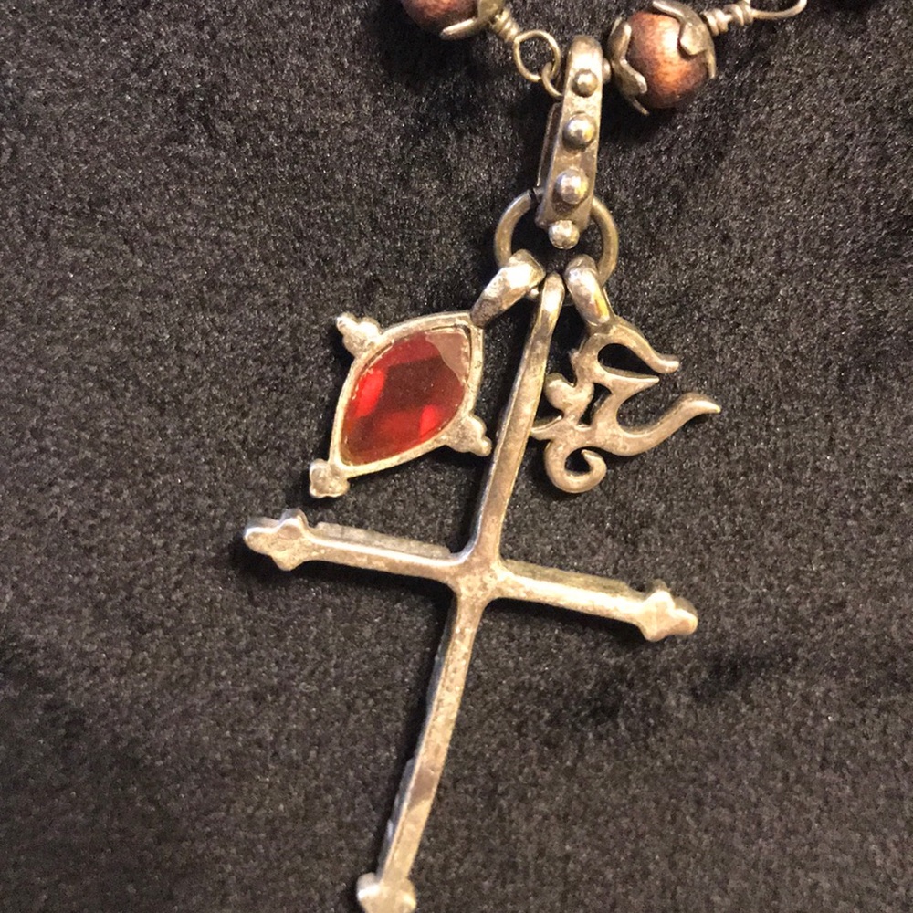Necklace - Picture 4 of 4